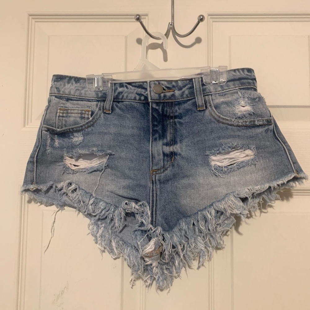 Ripped Jean Shorts - Picture 4 of 4